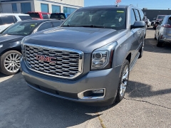 Used 2018 GMC Yukon XL 4d SUV 4WD Denali at Suburban Ford of Sterling Heights near Sterling Heights, MI