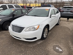 Used 2013  Chrysler 200 4d Sedan Touring at Maxx Loans near St&period; Adrian&comma; MI