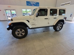 Used 2019  Jeep Wrangler Unlimited Sahara 4x4 at Maxx Loans near St&period; Adrian&comma; MI
