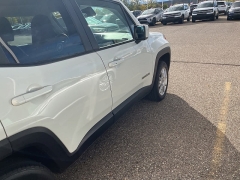 Used 2020  Jeep Renegade Latitude 4x4 at Maxx Loans near St. Adrian, MI