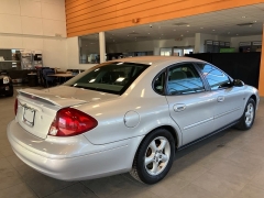 Used 2000  Ford Taurus 4d Sedan SES at Maxx Loans near St. Adrian, MI