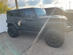 Used 2017 Jeep Wrangler Unlimited 4WD 4dr Rubicon at Suburban Ford of Sterling Heights near Sterling Heights, MI