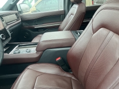 Used 2023  Ford Expedition Limited 4x4 at Maxx Loans near St. Adrian, MI