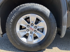 Used 2021 GMC Sierra 1500 4WD Double Cab 147" SLE at Maxx Loans near ,