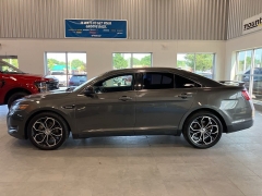 Used 2017 Ford Taurus 4d Sedan AWD SHO at Maxx Loans near St. Adrian, MI