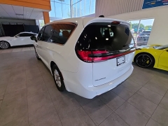 Used 2024  Chrysler Pacifica Touring L FWD at Maxx Loans near St&period; Adrian&comma; MI