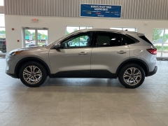 Used 2022 Ford Escape SEL AWD at Maxx Loans near ,