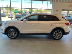 Used 2016 Lincoln MKX 4d SUV FWD Reserve at Suburban Ford of Sterling Heights near Sterling Heights, MI