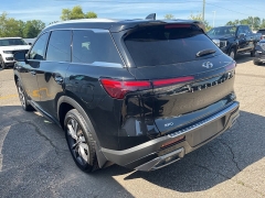 Used 2022 INFINITI QX60 LUXE AWD at Suburban Ford of Sterling Heights near Sterling Heights, MI