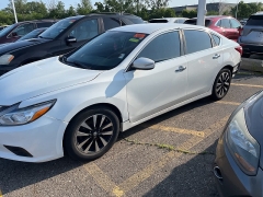 Used 2018 Nissan Altima 2.5 SL Sedan at Suburban Ford of Sterling Heights near Sterling Heights, MI
