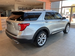 Used 2022 Ford Explorer Platinum 4WD at Suburban Ford of Sterling Heights near Sterling Heights, MI