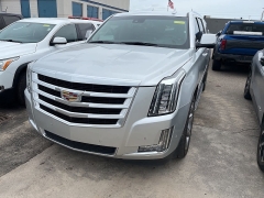 Used 2020 Cadillac Escalade ESV 4d SUV 4WD Luxury at Maxx Loans near St. Adrian, MI