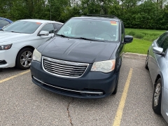 Used 2012 Chrysler Town & Country 4d Wagon Touring at Suburban Ford of Sterling Heights near Sterling Heights, MI