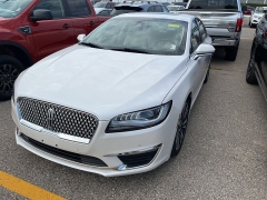 Used 2019 Lincoln MKZ Hybrid 4d Sedan FWD Reserve II at Suburban Ford of Sterling Heights near Sterling Heights, MI