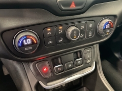 Used 2020 GMC Terrain 4d SUV AWD SLT 1.5L Turbo at Suburban Ford of Sterling Heights near Sterling Heights, MI