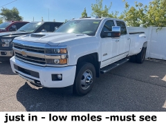 Used 2019 Chevrolet Silverado 3500HD 4WD Crew Cab 167.7" High Country at Suburban Ford of Sterling Heights near Sterling Heights, MI