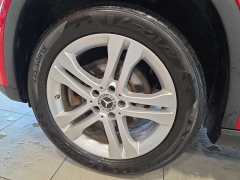 Used 2019  Mercedes-Benz GLA-Class 4d SUV GLA250 4Matic at Maxx Loans near St&period; Adrian&comma; MI
