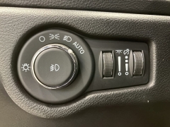 Used 2026  Chrysler Pacifica Limited FWD at Maxx Loans near St. Adrian, MI