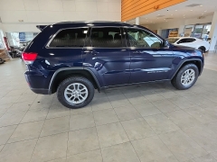 Used 2018  Jeep Grand Cherokee Laredo E 4x4 &ast;Ltd Avail&ast; at Maxx Loans near St&period; Adrian&comma; MI