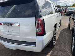 Used 2017 GMC Yukon XL 4d SUV 4WD Denali at Maxx Loans near St. Adrian, MI