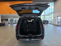 Used 2026  Chrysler Pacifica Select FWD at Maxx Loans near St&period; Adrian&comma; MI