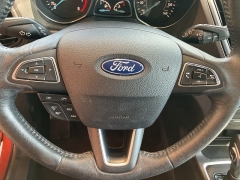 Used 2019 Ford Escape 4d SUV 4WD SEL at Suburban Ford of Sterling Heights near Sterling Heights, MI
