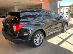 Used 2022 Ford Explorer XLT 4WD at Suburban Ford of Sterling Heights near Sterling Heights, MI