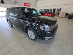 Used 2018  Ford Flex 4d SUV AWD SEL at Maxx Loans near St&period; Adrian&comma; MI