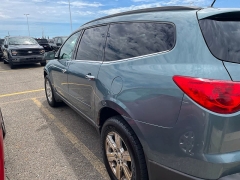 Used 2009  Chevrolet Traverse FWD 4dr LT w&sol;1LT at Maxx Loans near St&period; Adrian&comma; MI