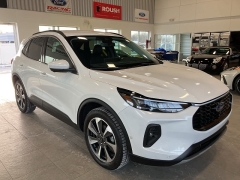 Used 2024  Ford Escape Platinum AWD at Maxx Loans near St&period; Adrian&comma; MI