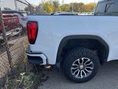 Used 2022 GMC Sierra 1500 4WD Crew Cab AT4 at Suburban Ford of Sterling Heights near Sterling Heights, MI
