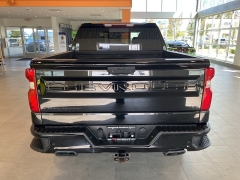 Used 2021 Chevrolet Silverado 1500 4WD Crew Cab 147" LT Trail Boss at Suburban Ford of Sterling Heights near Sterling Heights, MI