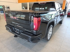 Used 2020  GMC Sierra 1500 4WD Crew Cab 147" Denali at Maxx Loans near St&period; Adrian&comma; MI