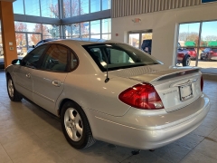 Used 2000  Ford Taurus 4d Sedan SES at Maxx Loans near St. Adrian, MI
