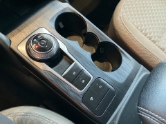 Used 2020 Ford Escape 4d SUV AWD SE at Suburban Ford of Sterling Heights near Sterling Heights, MI