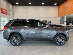 Used 2017 Jeep Grand Cherokee Limited 4x4 at Maxx Loans near St. Adrian, MI
