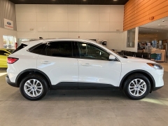 Used 2020  Ford Escape 4d SUV AWD SE at Maxx Loans near St. Adrian, MI