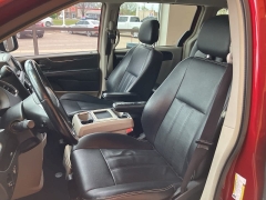 Used 2015 Chrysler Town & Country 4d Wagon Touring L at Suburban Ford of Sterling Heights near Sterling Heights, MI