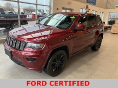 Used 2022 Jeep Grand Cherokee WK Laredo X 4x4 at Maxx Loans near ,