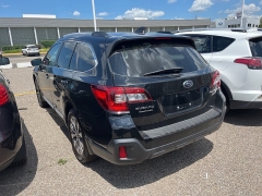 Used 2018 Subaru Outback 4d SUV 3.6R Touring at Maxx Loans near ,