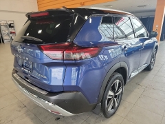 Used 2022  Nissan Rogue FWD Platinum at Maxx Loans near St&period; Adrian&comma; MI