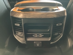 Used 2019  Ram 1500 4WD Crew Cab Laramie at Maxx Loans near St&period; Adrian&comma; MI