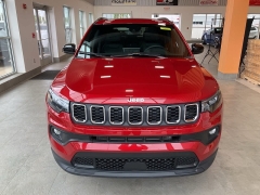 Used 2025 Jeep Compass Latitude 4x4 at Suburban Ford of Sterling Heights near Sterling Heights, MI
