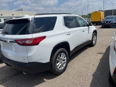 Used 2021 Chevrolet Traverse AWD 4dr LT Cloth w/1LT at Suburban Ford of Sterling Heights near Sterling Heights, MI