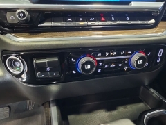 Used 2025  Chevrolet Silverado 1500 4WD Crew Cab 147" LT Trail Boss at Maxx Loans near St&period; Adrian&comma; MI