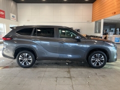 Used 2023  Toyota Highlander FWD &lpar;Natl&rpar; at Maxx Loans near St&period; Adrian&comma; MI