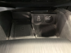 Used 2024  Ford Escape Platinum AWD at Maxx Loans near St&period; Adrian&comma; MI