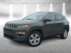 Used 2018 Jeep Compass Latitude 4x4 at Suburban Ford of Sterling Heights near Sterling Heights, MI