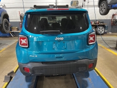 Used 2021 Jeep Renegade Latitude 4x4 at Suburban Ford of Sterling Heights near Sterling Heights, MI