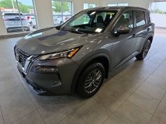  2021 Nissan Rogue AWD S at Maxx Loans near St&period; Adrian&comma; MI
